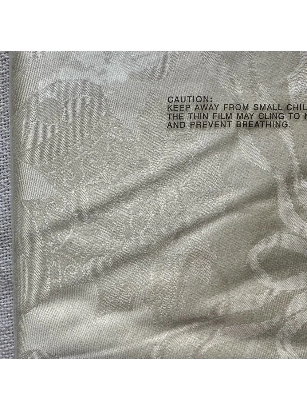 NIP Vintage Damask 70” Round Tablecloth Christmas Bells